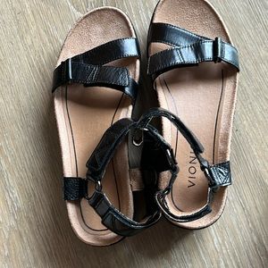 Vionic Sandals, Size 7, Black